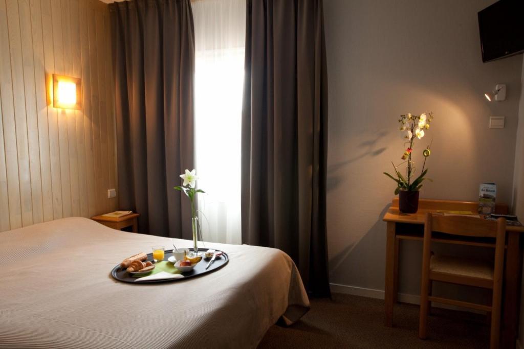 Logis Hotel Le Relais ビスカロッス エクステリア 写真