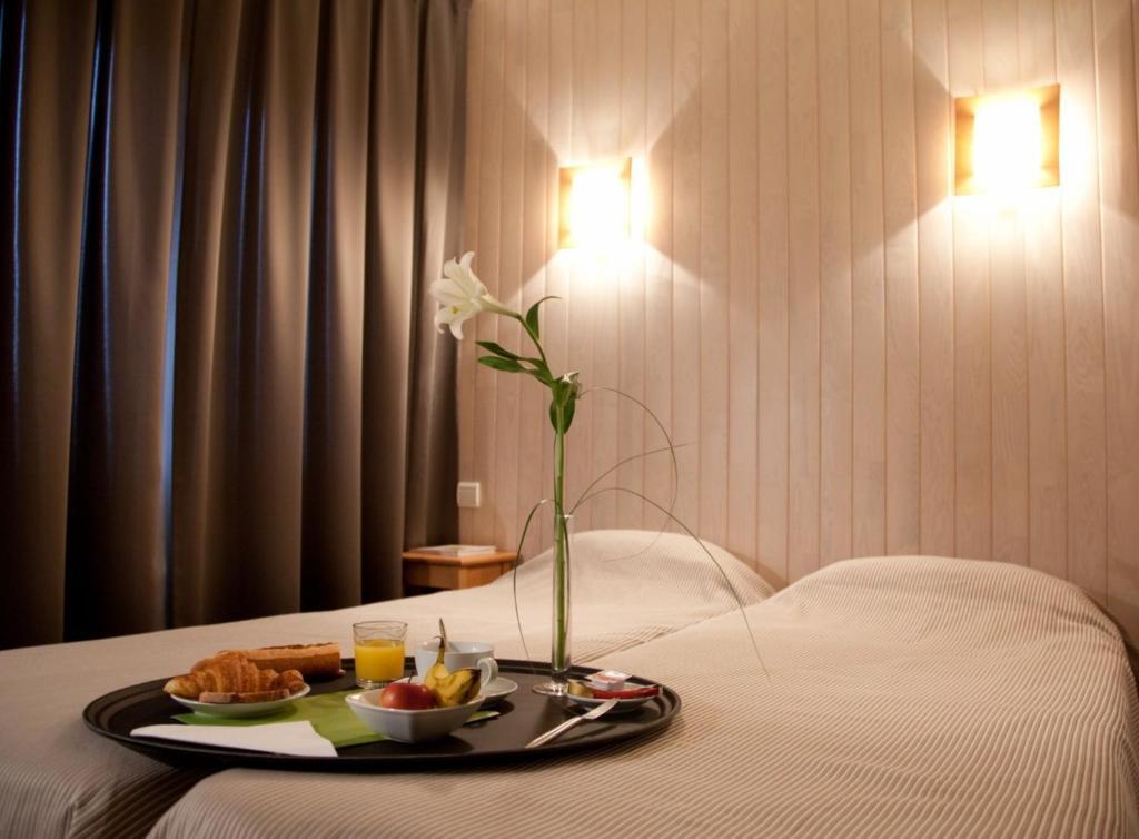 Logis Hotel Le Relais ビスカロッス エクステリア 写真