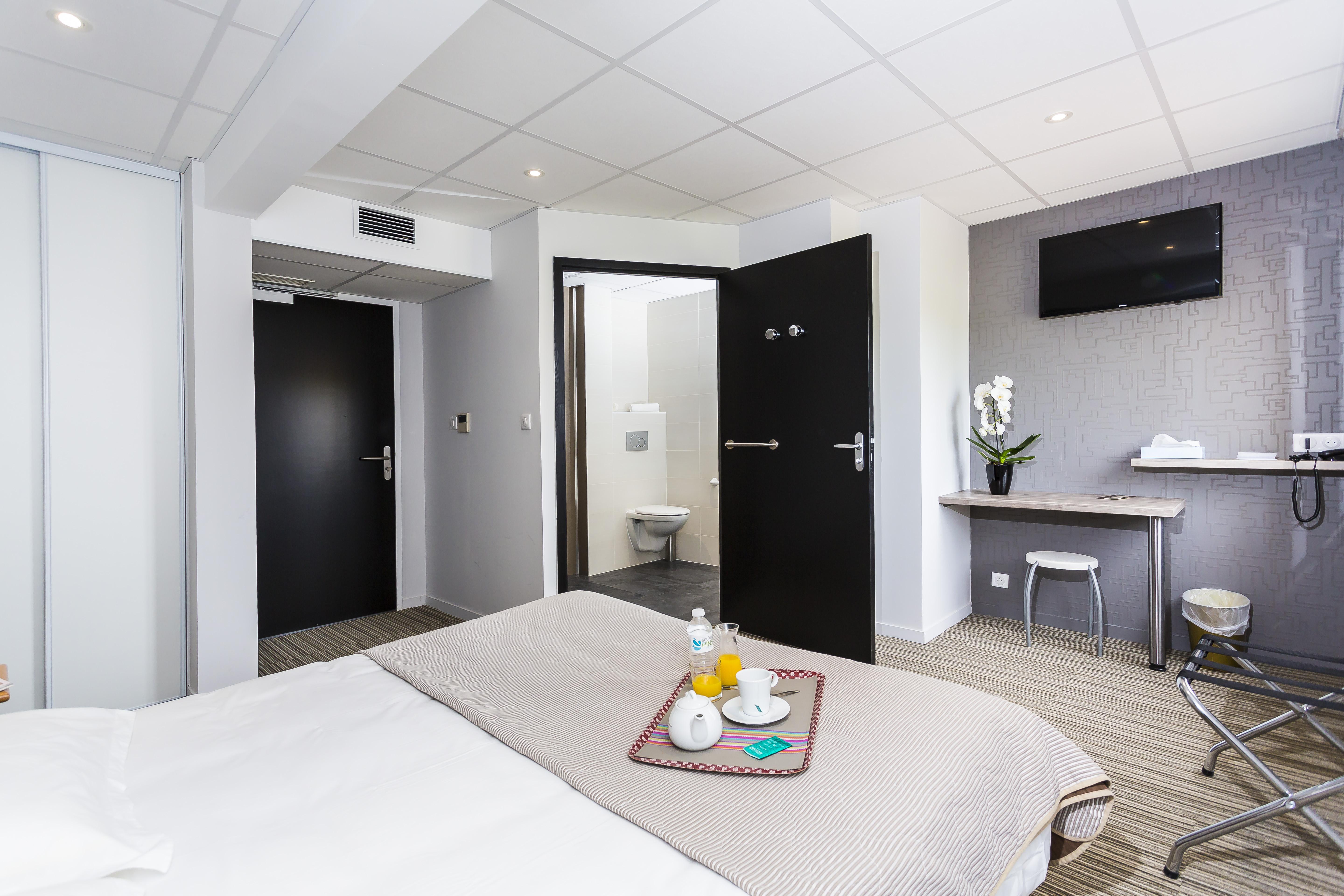 Logis Hotel Le Relais ビスカロッス エクステリア 写真