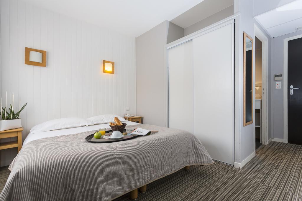 Logis Hotel Le Relais ビスカロッス エクステリア 写真